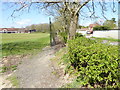 Footpath alongside Saint Hill Road