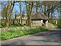 Bus shelter, Mells