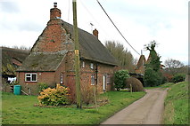 TR2656 : Little Twitham Farm cottage by Hugh Craddock