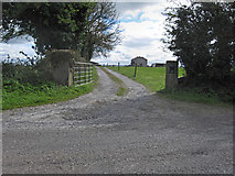 S4646 : Entrance Gate by kevin higgins