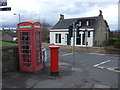 NS8879 : Elizabethan postbox and telephone box on High Station Road, Falkirk by JThomas