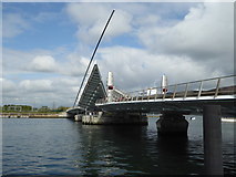SZ0090 : Twin Sails Bridge opening by Chris Allen