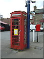 Elizabeth II postbox and telephone box, Tolleshunt D