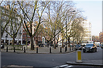 TQ2878 : Sloane Square by Anne Burgess