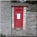 VR Postbox No EX34 2D - Church Hill