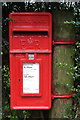 TF9800 : Close up, Elizabeth II postbox on Ellingham Road, Scoulton by JThomas