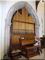 Inside St John, Woking (7)