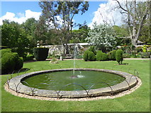 TQ5337 : Fountain in the Drunken Garden at Groombridge Place by Marathon