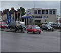 ST2077 : Kwik Fit, Newport Road, Cardiff by Jaggery