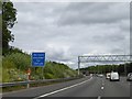 TQ0698 : Warning sign and gantry for M25 clockwise by David Smith