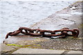 Quayside chain, Hay