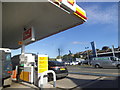 Shell petrol station on London Road, Dorchester