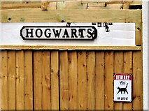 TQ7818 : Hogwarts and cat patrol signs in Long Lane, Sedlescombe by Patrick Roper