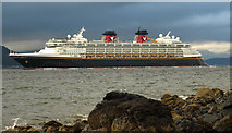 NS2075 : Disney Magic passing Cloch Lighthouse by Thomas Nugent
