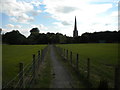 Footpath to church, Bottesford