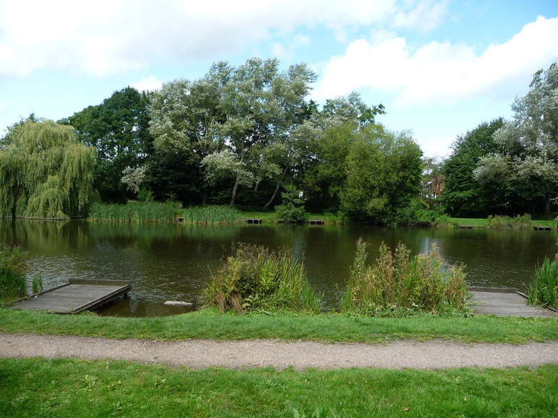 Pinxton Wharf from the south © Christine Johnstone :: Geograph Britain ...