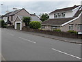 Crickhowell Road houses, Gilwern