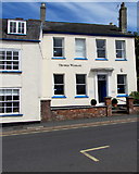 ST1600 : Queens House, 44 New Street, Honiton by Jaggery