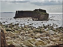 TA1128 : Humber Estuary by Bernard Sharp
