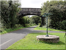 SX5390 : Bridge and Signpost by Tony Atkin
