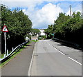 Warning sign - road narrows, Cardiff Road, Llantrisant