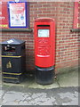 Elizabeth II postbox on East Street, Saffron Walden