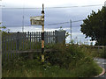 Signpost near Shipton Low Road bridge