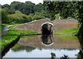 SO8690 : Hinksford Lock Bridge south-east of Swindon, Staffordshire by Roger  D Kidd