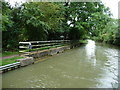 SP6888 : Overflow weir, between bridges 59 and 60 by Christine Johnstone