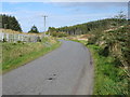 Road (B934) to Dunning beside Cow Moss