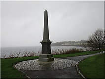 NS2071 : War memorial, Inverkip by Jonathan Thacker