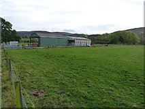NH5519 : Field barn near Easter Aberchalder by Richard Law