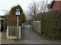 Pathway to Dockholme Lock