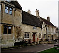 Gryphon House, Burford