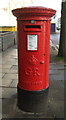 TA0929 : George V postbox on Wright Street, Hull by JThomas