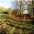 Public footpath on the east side of the A361, Fulbrook, West Oxfordshire