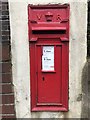 SJ8546 : Victorian postbox in Newcastle-under-Lyme by Jonathan Hutchins