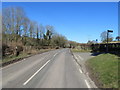 The B5430 north of Llanarmon yn I