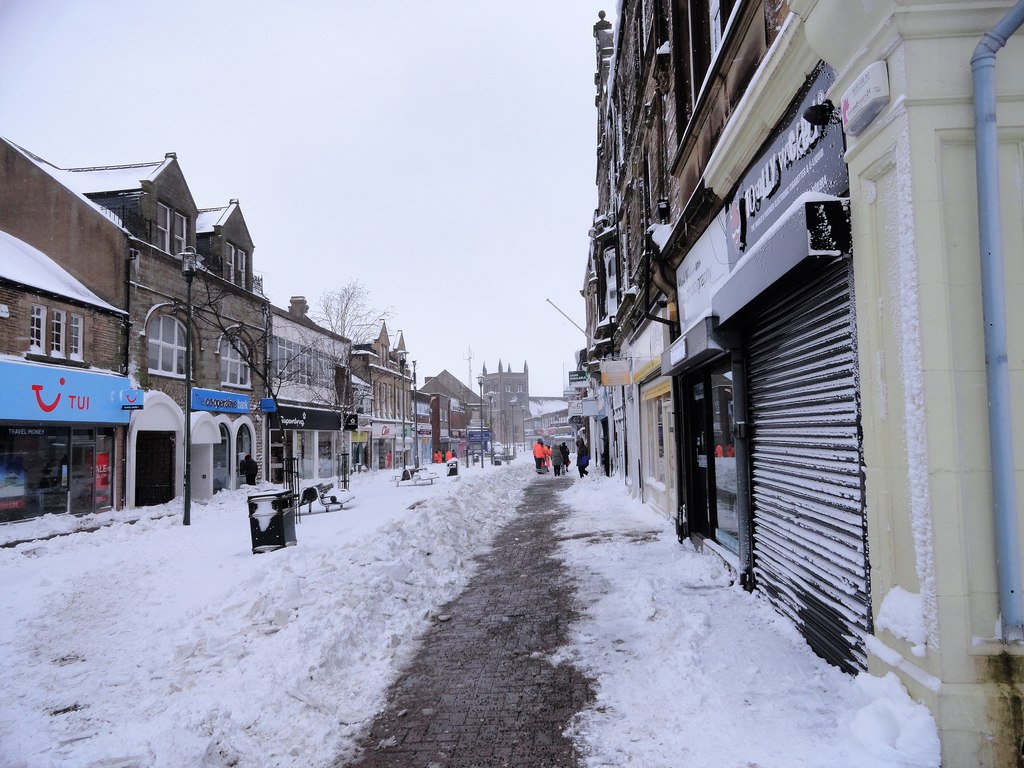 Middle Street In Consett In The Snow Robert Graham Geograph