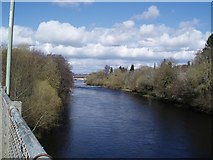 NO1222 : River Tay from Railway Viaduct at Moncrieffe Island, Perth by Douglas Nelson