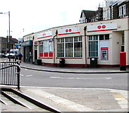 ST1599 : Bargoed Post Office by Jaggery