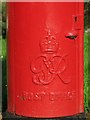 George VI postbox, Douglas Road / Blair Avenue - royal cipher