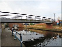 SJ9698 : Huddersfield Narrow Canal by Gerald England