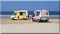 C7136 : Ice cream vans, Benone by Rossographer