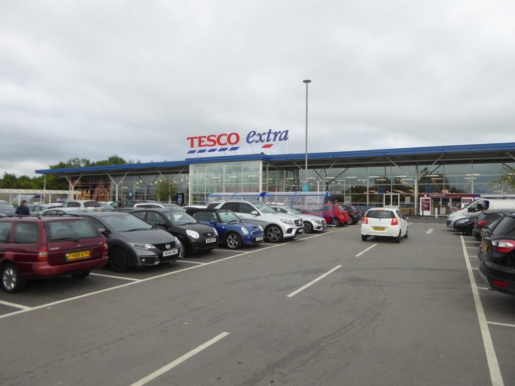 Tesco Extra store and car park © David Smith Geograph Britain and