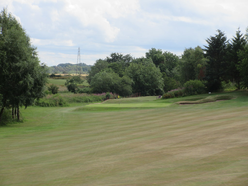 Thornton Golf Course, 15th hole,... © Scott Cormie Geograph Britain