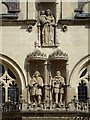 Statues on Oriel College