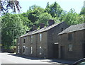 Houses on the A57, Dinting Vale