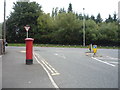 Meade Hill Road - junction with Sheepfoot Lane