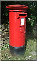 NZ1528 : Elizabeth II postbox on the A68, Toft Hill by JThomas